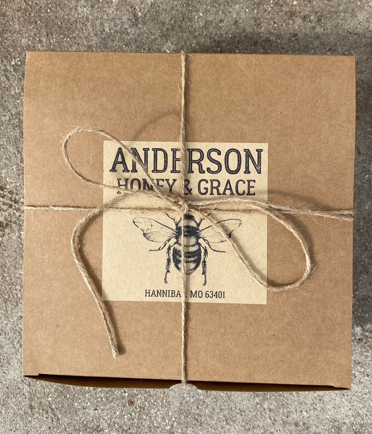 Honey Holiday Gift Box